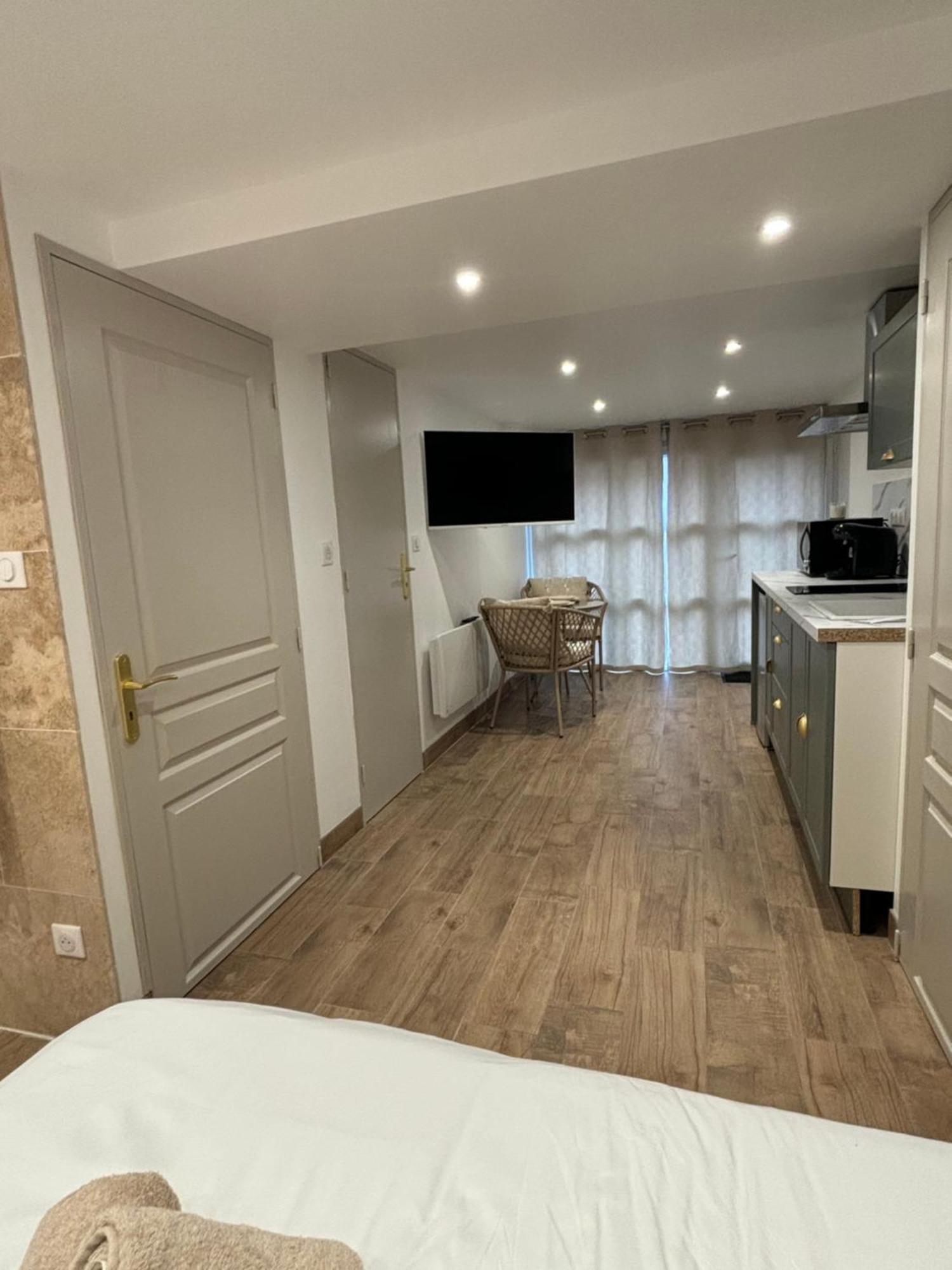 La Ptite Suite De Julie Épernay Exteriér fotografie
